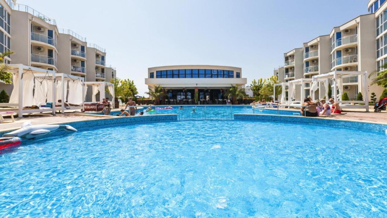 Design Studio In Atlantis Resort&Spa, Burgas Airport Esterno foto