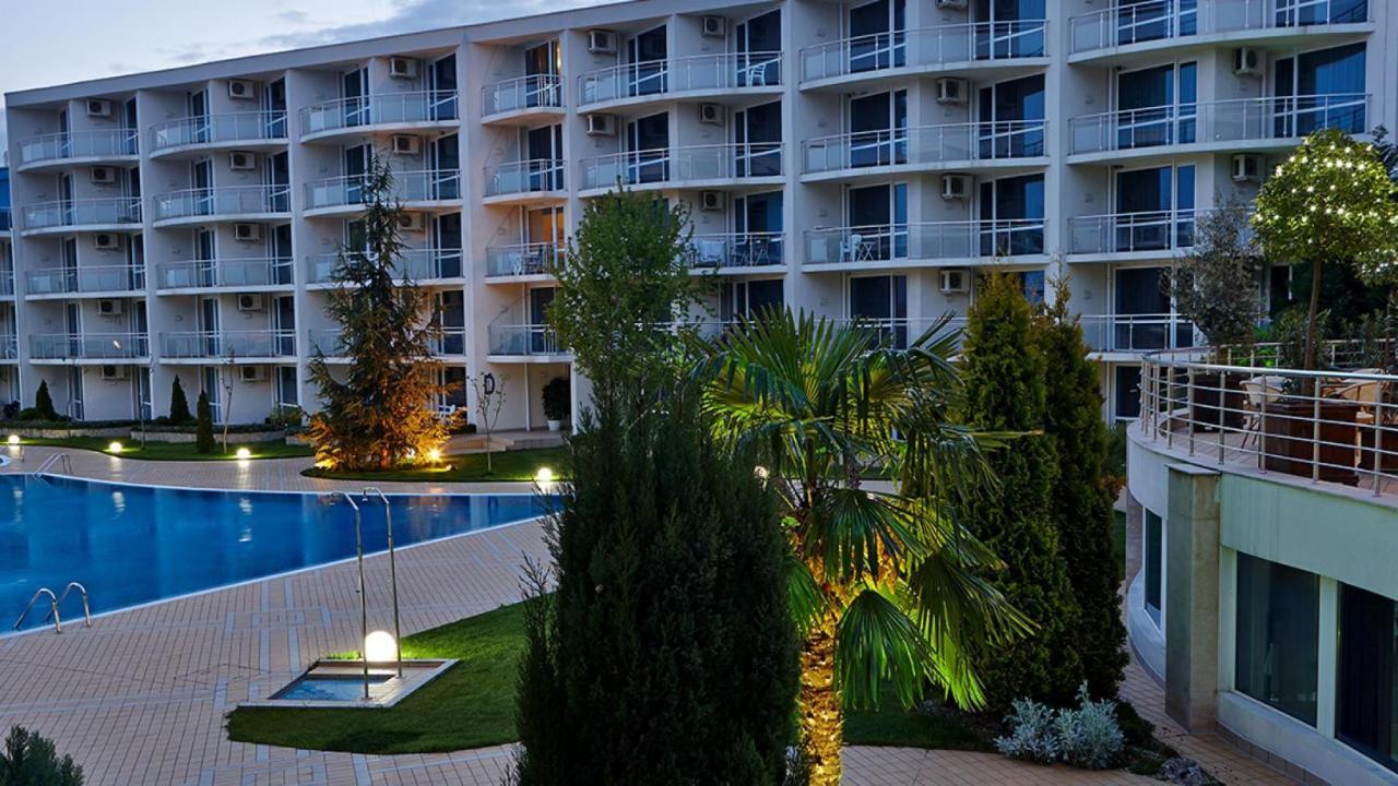 Design Studio In Atlantis Resort&Spa, Burgas Airport Esterno foto