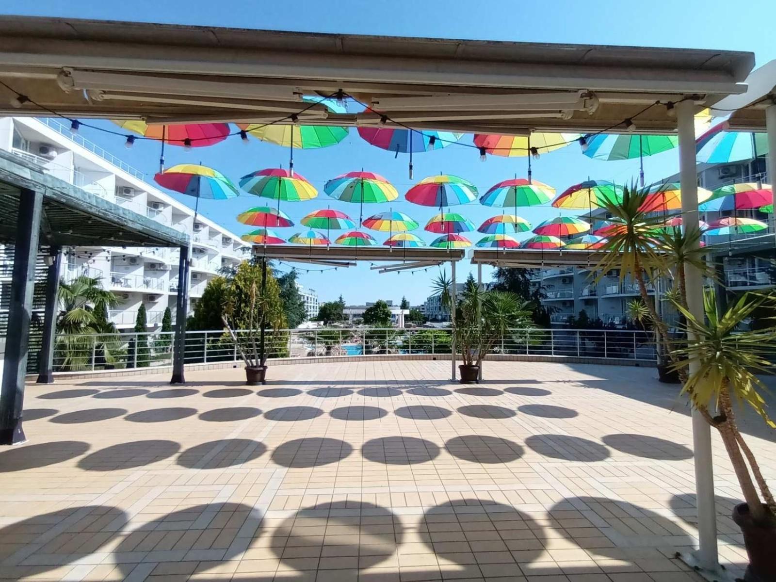 Design Studio In Atlantis Resort&Spa, Burgas Airport Esterno foto